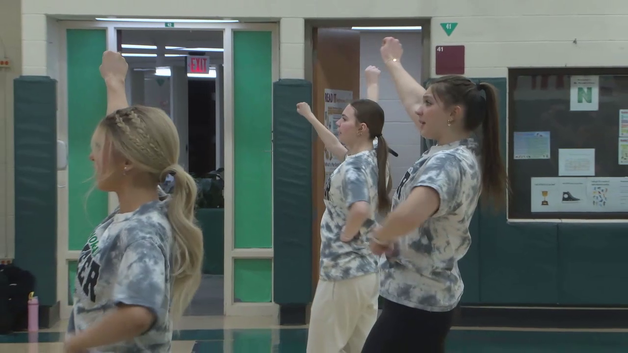 Thumbnail image for Nordonia Cheerleaders on Varsity Digest